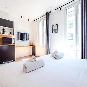 Aparthotel Elysees, Paris