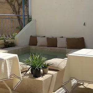 ** Hotel L'escale Au Soleil France